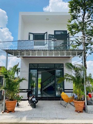 cho thuê nhà lầu kdc hồng loan giá 8tr/ tháng