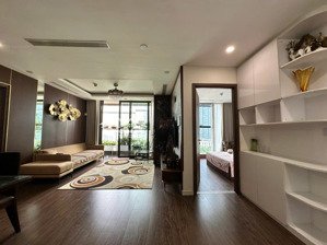 bán căn 3 phòng ngủ full đồ view sân vườn - giá 10 tỷ sổ đỏ sang tên