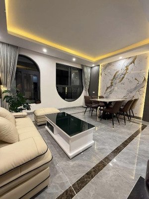 hiếm! bán nhà 36m2 tại lạc long quân, xuân la, tây hồ, giá 8,3 tỷ