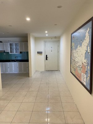 chính chủ cho thuê căn hộ chung cư flc landmark tower lê đức thọ , 13tr/tháng ,124m2, 3pn, 2wc