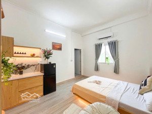 căn hộ studio cửa sổ thoáng, full nội thất giá chỉ 3.9tr_ngay vòng xoay lăng cha cả, nhà ga t3