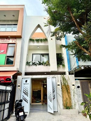 bán nhà đẹp 3 tầng đường 7m5 nguyễn quang diêu- hoà xuân- cẩm lệ