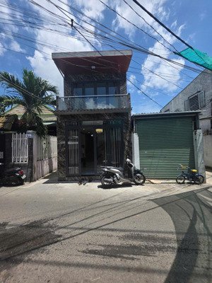 cho thuê nhà nguyên căn 1041 trần xuân soạn, 8,2 triệu, 75m2, 2pn
