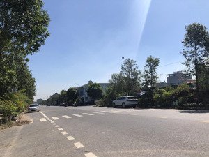 bán đất dãn dân cống vân, view đại học chu văn an, cạnh nu 9 và ql 39a, dt 80m2 , giá 4,9 tỷ