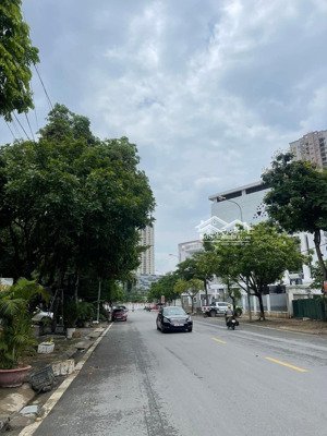 mặt phố hà trì, hà đông, ngã 5 hà trì, phố kinh doanh, tòa văn phòng, dt 60m mt 5m giá 16 tỷ