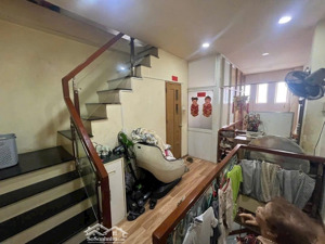 siêu phẩm giá rẻ chỉ 4.3 tỷ tl bán nhà 1/ đường 3 tháng 2, p12, quận 11 gồm trệt 2 lầu btct