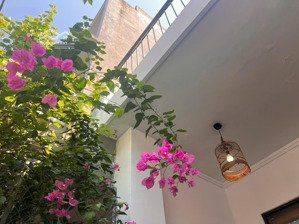 bán nhà cách nguyễn văn thoại văn bước chân - 300m tới biển - 85m2 ngang 5m - giá 13ty8