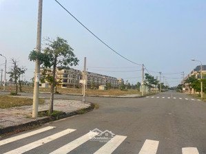 chỉ 2ty8 sở hữu lô 100m2 đường 10,5m kđt ngọc dương mở rộng trục thông shophouse ra biển