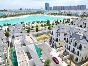 cho thuê biệt thự liền kề 90m2, full đồ, view công viên. giá 15tr/tháng. lh: 