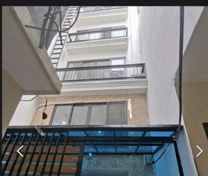 e mặt phố thanh nhàn giá 7,6ty vài bước chân kinh doanh siêu nhộn nhịp