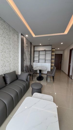 cho thuê căn hộ 2 phòng ngủ ở ct2 vcn phước long