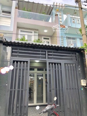 bán nhà 163/ tô hiến thành, dt: 3m x 17m, hẻm 8 mét, 3 tầng, giá 9 tỷ tl