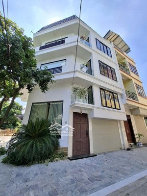 bán nhà đẹp như biệt thự lô góc vỉa hè ôtô tránh 46m tổ 1 thạch bàn 5 tầng 4 phòng ngủ