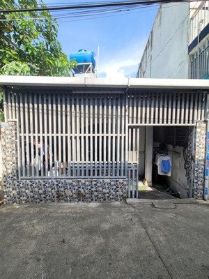 bán nhà cấp 4 (4.9x12.5m), hẻm nguyễn văn trỗi p. dĩ an gần trường cấp 1,2,3