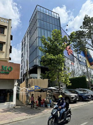 chuyển nhượng building mt nguyễn hữu cảnh - dt 16 x 37m - 3.600m2 - hầm 10 lầu - 300 tỷ tl