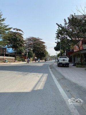 mặt tl427 bán 100m2 3 xe công tránh ,kinh doanh đỉnh