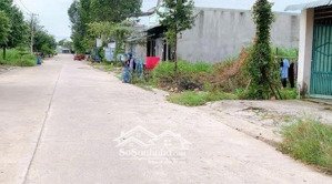 chủ kẹt tiền bán nhanh lô đất 1 tỷ 250 dt 200m2 shr sát chợ ngay tthc thới hoà bến cát