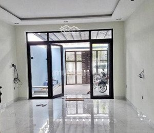 bán nhà c4 ở mỗ lao, hà đông, 45n2, mt rộng 4,5m, đường rộng ôtô tránh ôtô vào nhà, siêu trung tâm