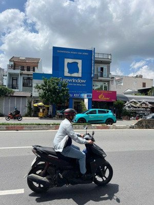 cho thuê nhà 2 mt kinh doanh đường phạm văn đồng, phường linh tây - 129m2 - ngang 5,5m