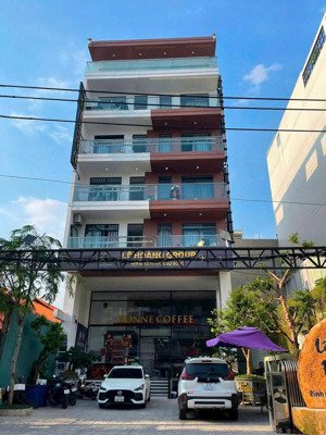 ngang 8m tòa nhà văn phòng mặt tiền quang trung - gò vấp - hầm 6 tầng - hdt 180 triệu - gái 46 tỷ