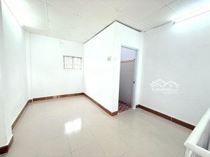 chỉ 4,8 tỷ- trung tâm đi bộ tới quận 1 - 37m2 - phường 1- đinh tiên hoàng- 4.1 x 9 -an ninh