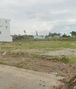 bán gấp đất mt phạm cự lượng,mỹ quý,long xuyên,an giang giá 750tr/120m2 full thổ cư shr