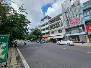 BDS HVL Cho thuê Mặt Tiền 28 Nguyễn Văn Hưởng , P.Thảo Điền