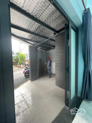 nhà 3 lầu hẻm oto đường số 9 linh tây gần chợ thủ đức đại học ngân hàng sổ hồng hoàn công