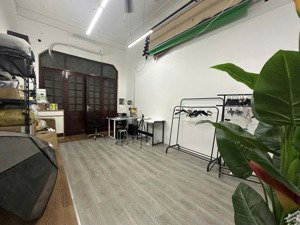 bán nhà lê trọng tấn, thanh xuân, 81m2 x 3 tầng vị trí đắc địa, oto đỗ cửa, kinh doanh đỉnh cao