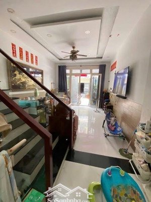 hẻm xe hơi 8m thông tân hương, tân quý - nhà mới 3 lầu sân thượng 4x16m giá 7.2tỷ lh 