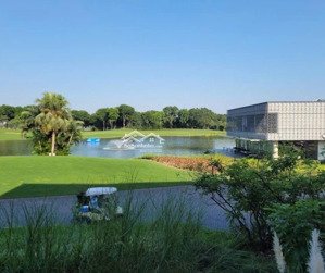 chủ nhà gửi bán biệt thự sân golt vân trì, diện tích 1190m2, với mặt tiền 31m, chủ thiện chí bán