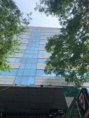 bán tòa nhà văn phòng building (dt 1300m*11t). phố duy tân, cầu giấy - tp hà nội. giá 190 tỷ