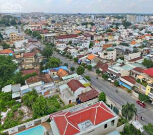 Bán đất mặt tiền CMT8, P.Quyết Thắng, Biên Hòa: 14( NH: 15,5m) x 22, giá 21 tỷ.