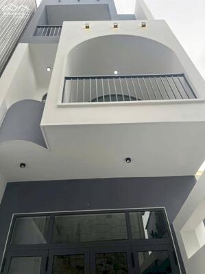 BÁN NHÀ 3 TẦNG KIỆT 76 TRẦN PHÚ, GẦN CHỢ PHƯỚC VĨNH, TP HUẾ, CHỈ 3,1 TỶ