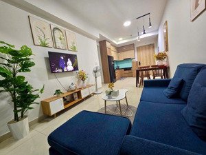 cho thuê căn hộ 71m2 emerald celadon full nội thất chỉ 15tr / tháng