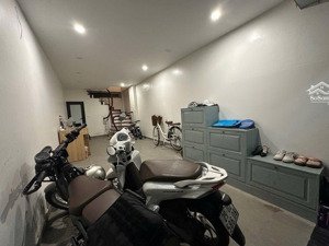 hồng mai - 32m2 - ô tô đỗ cửa vào nhà