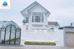 bán biệt thự 10x22m -- song hành, hóc môn giảm mạnh còn 8.99 tỷ