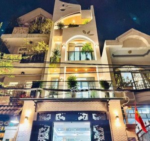 định cứ cần bán nhà bàn cờ, quận 3, giá 4tỷ530/ 64,4m2(4,5x14), 2 lầu, sổ sẳn, gần chợ bàn cờ