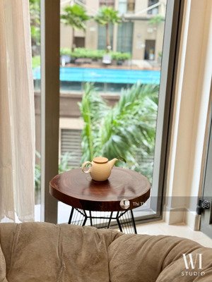 bán căn hộ kingston 40m2 3 tỷ có sổ hồng. lh: 