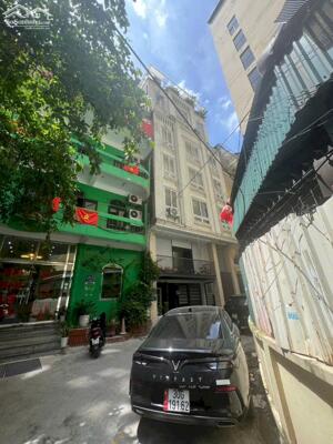 Nhà Đẹp Bề Thế 8 Tầng MT 8.5M Láng Hạ Ô TÔ Tránh Đỗ Kinh Doanh 105M2 57 Tỷ