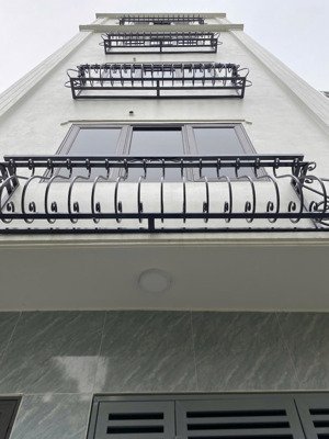 cắt lỗ 500tr bán nhanh nhà tây mỗ dt 50m2 x 5 tầng 7 pn vừa ở vừa cho thuê tốt, giá 7.4 tỷ ngõ xe 5