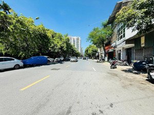 mặt phố lớn hạ yên quyết-một mặt ngõ - kd sầm uất-vị trí siêu đẹp dt:55m c4 mt:5.5m-nhỉnh 23 tỷ