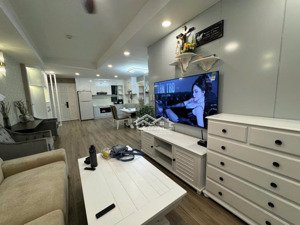 mời thuê cc 590 cách mạng tháng tám 2pn, quận 3, 10 triệu vnd, 75 m2