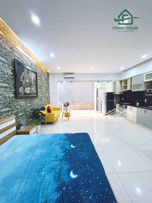 đúng hình đúng zá, phòng trệt rộng máy giặt riêng