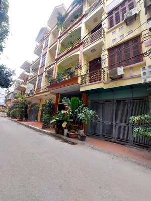 bán nhà riêng tại đường lạc long quân - tây hồ