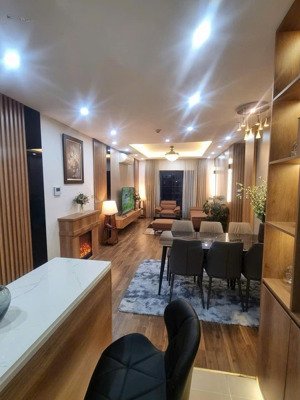 siêu tốt căn góc 3 ngủ goldmark city