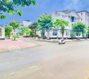 bán nhà 88m3. 4 tầng. đường 20m- dòng tiền 16tr/ th. vị trí cực đẹp khu lê bôi. q. 8. chỉ 8,1 tỷ.tl