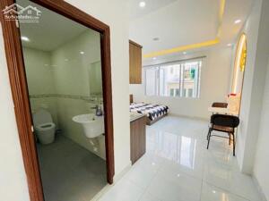 Căn Hộ Cửa Sổ Lớn Quận 3 Gần Chợ Bàn Cờ_ Bệnh Viện Từ Dũ_ Đại Học Văn Hiến