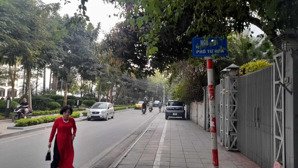 bán nhà phố từ hoa quận tây hồ 178m2-8t th/máy mt12,6m 74 tỷ từ hoa.