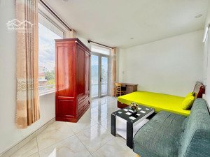 siêu hot! căn hộ 2pn ban công, máy giặt riêng gần cầu tham lương, go trường chính có thang máy